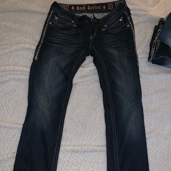 Rock revival skinny jeans. SOLD‼️ - Picture 2 of 3